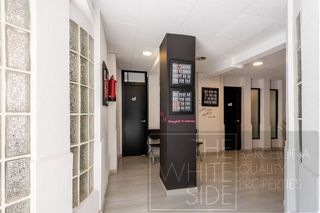 Local comercial en venta en Pubilla Cases en Hospitalet de Llobregat, L´