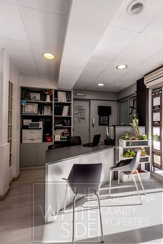 Local comercial en venta en Pubilla Cases en Hospitalet de Llobregat, L´