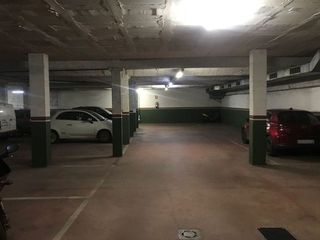 Garaje en venta en Eixample - Sant Oleguer en Sabadell