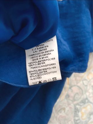 Mono celebraciones largo azul con flores