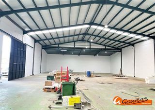 Nave industrial en alquiler en Zona de la Vega en Antequera