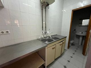 Local comercial en alquiler en Lucena