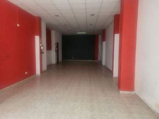 Local comercial en alquiler en El Llano en Gijón