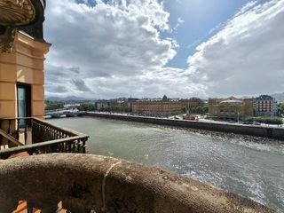 Piso en alquiler en Gros en San Sebastián-Donostia
