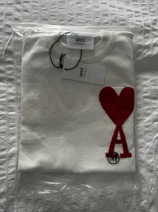 Jersey AMI Paris Corazón Rojo