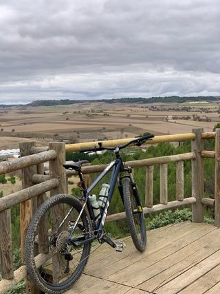 Bicicleta de montaña BH Spike 2.5