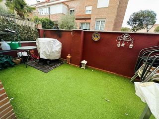 Casa adosada en venta en Daganzo de Arriba