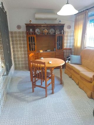 Casa adosada en venta en Centro - Doña Mercedes en Dos Hermanas