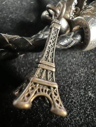 Pandora Torre Eiffel