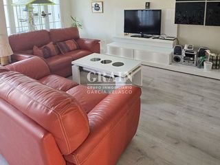 Casa adosada en venta en Hermanos Falcó - Sepulcro Bolera en Albacete