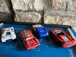 Lotto 4 modellini Ferrari Lamborghini 1:43