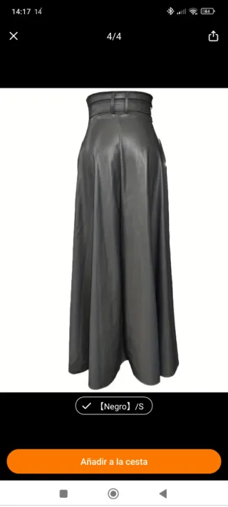 Falda larga símil piel con cinturón