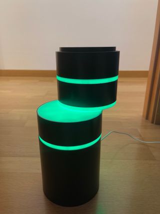 Lámpara LED moderna colores. A estrenar.