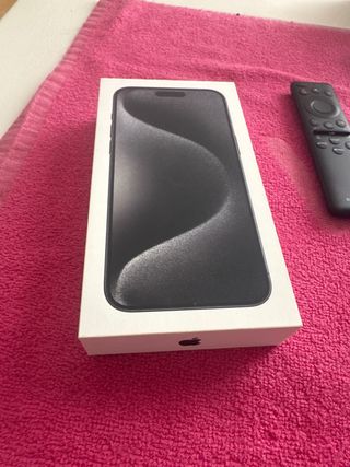 iPhone15Pro Max Black Titanium en muy buen estado.