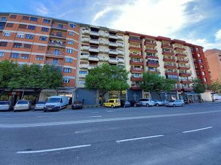 Local comercial en venta en Milagrosa en Pamplona