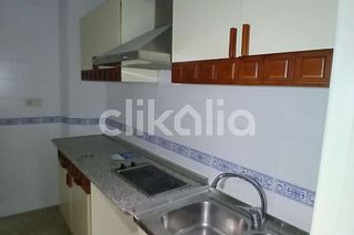 Piso en venta en Bola de Oro - Serrallo en Granada