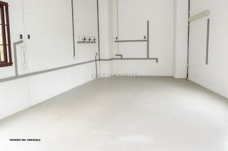 Nave industrial en venta en Montornès del Vallès