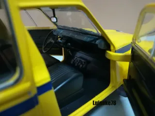 Maqueta Citroën 2CV Asistencia Michelin 1:18