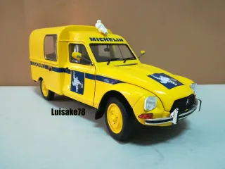 Maqueta Citroën 2CV Asistencia Michelin 1:18