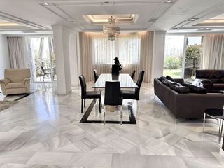 Dúplex en alquiler en Puerto Banús en Marbella