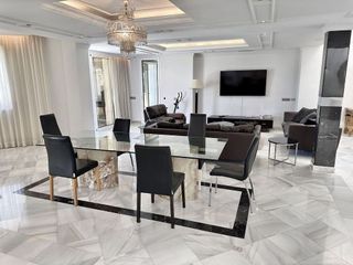 Dúplex en alquiler en Puerto Banús en Marbella