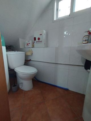 Local comercial en alquiler en Alhendín