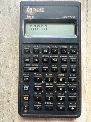 2 Calculadoras Científicas HP y Texas Instruments