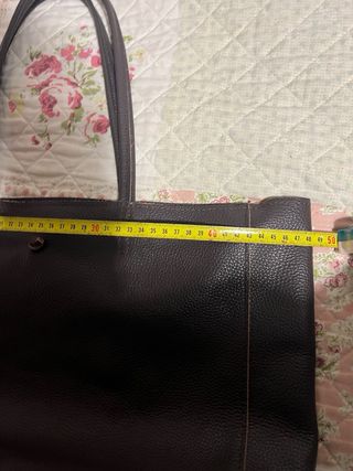 Bolso de piel marrón