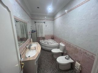 Casa adosada en venta en La Paz en Alcalá de Guadaira