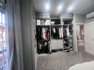 Casa adosada en venta en La Paz en Alcalá de Guadaira