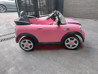 Coche eléctrico Mini Cooper S rosa