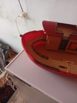Barco Playmobil Rojo