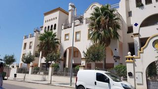 Piso en venta en V Centenario-Piletas-Capuchinos en Sanlúcar de Barrameda