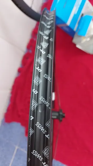 Ruedas DT Swiss E1800 Spline Disc 32mm Alum.