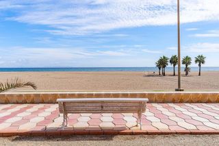 Piso en venta en El Puerto - Romanilla en Roquetas de Mar