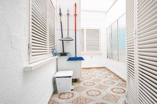 Piso en venta en Doctor Barraquer - G. Renfe - Policlínico en Sevilla