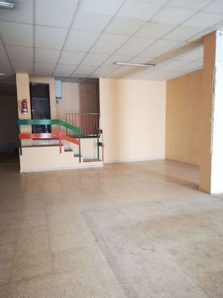 Local comercial en venta en Santa María en Ciudad Real