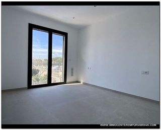Casa adosada en venta en Empuriabrava en Castelló d´Empúries