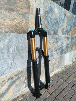 Suspensão de enduro Fox 36 Kashima Grip 2