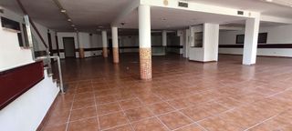 Local comercial en venta en Zona Industrial en Prat de Llobregat, El