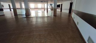 Local comercial en venta en Zona Industrial en Prat de Llobregat, El