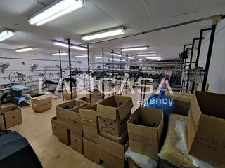 Local comercial en venta en Santa Rosa - Can Mariner en Santa Coloma de Gramanet