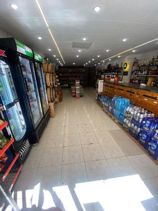 Local comercial en venta en Can Vidalet en Esplugues de Llobregat