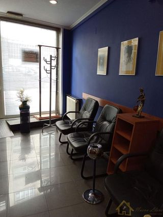 Local comercial en alquiler en Recatelo - O Carme en Lugo