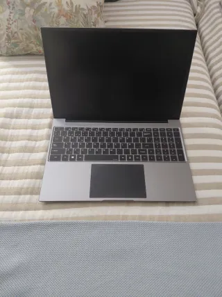 Portátil Jumper EZbook S5 Max 16 4GB RAM 128GB