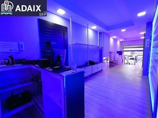 Local comercial en alquiler en Cuatro Caminos - Plaza de la Cubela en Coruña (A)