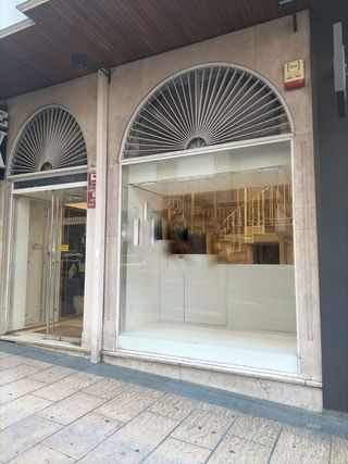 Local comercial en alquiler en Centro en Ourense