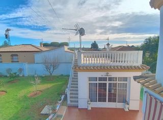 Chalet en venta en Las Lagunas - Campano en Chiclana de la Frontera