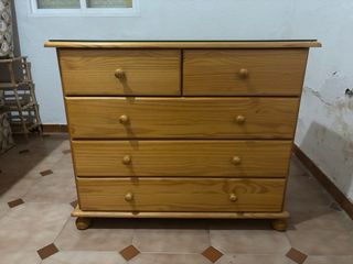 Armario de madera 4 puertas y 2 cajones