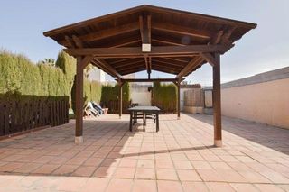 Chalet en venta en Alhendín